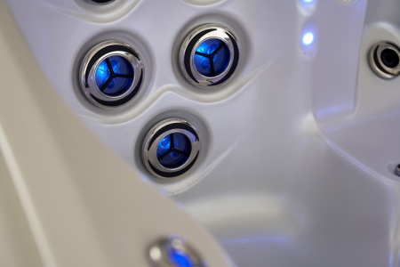 Гидромассажный СПА бассейн Joyee SPA London Гидромассажный СПА бассейн Joyee SPA London